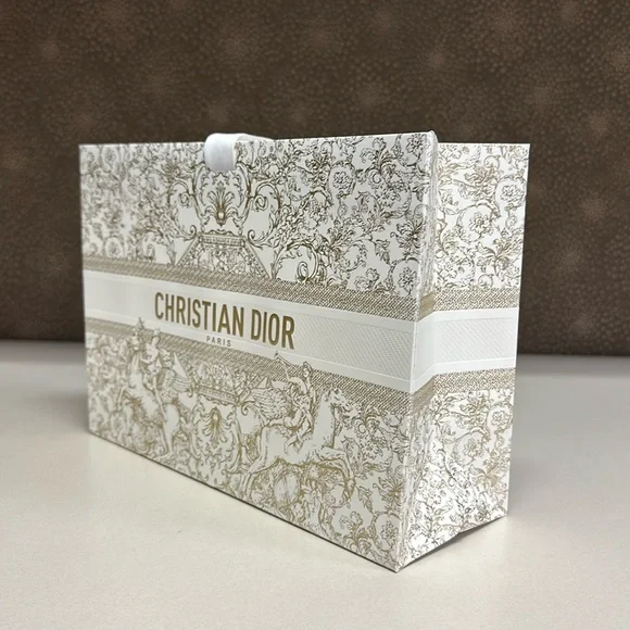 🔥🔥🔥NEW Dior Gift Bags Bundle of Two - Picture 2 of 4